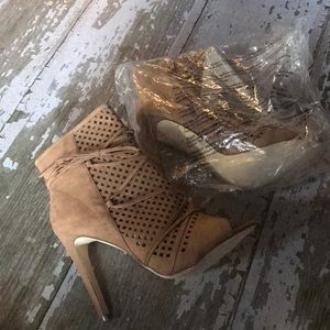 Heeled booties size 8 1/2